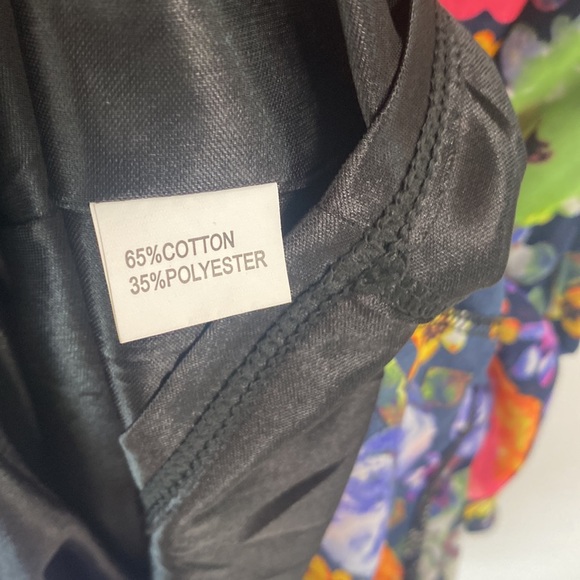 (A53) NEW Passion Fusion Floral Ruffled Deep V-Neck front Romper, Sz Small, NWOT - Picture 12 of 13